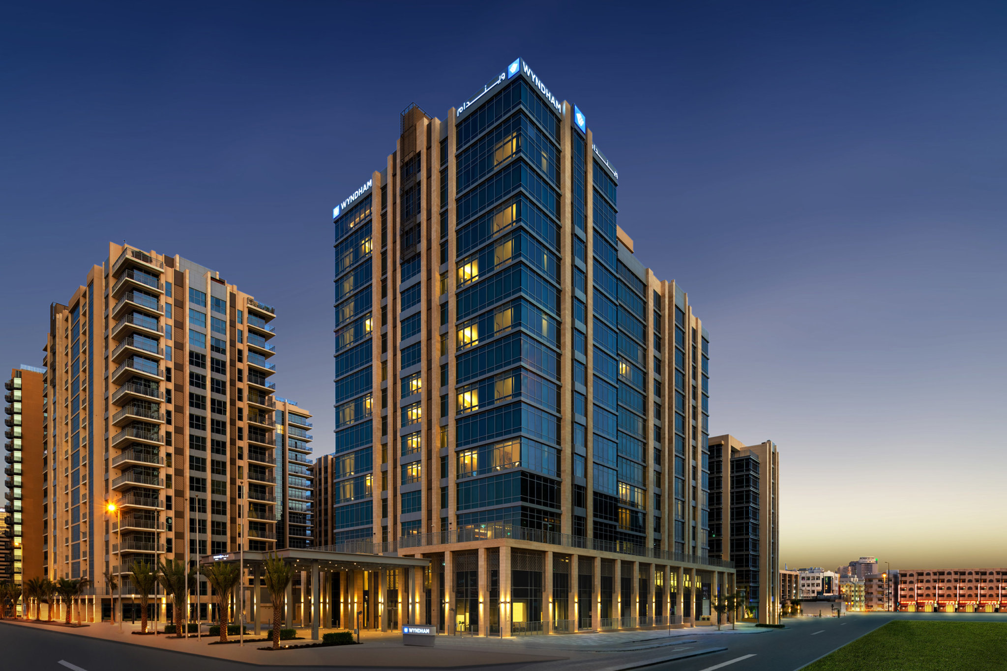 wyndham deira hotel dubai